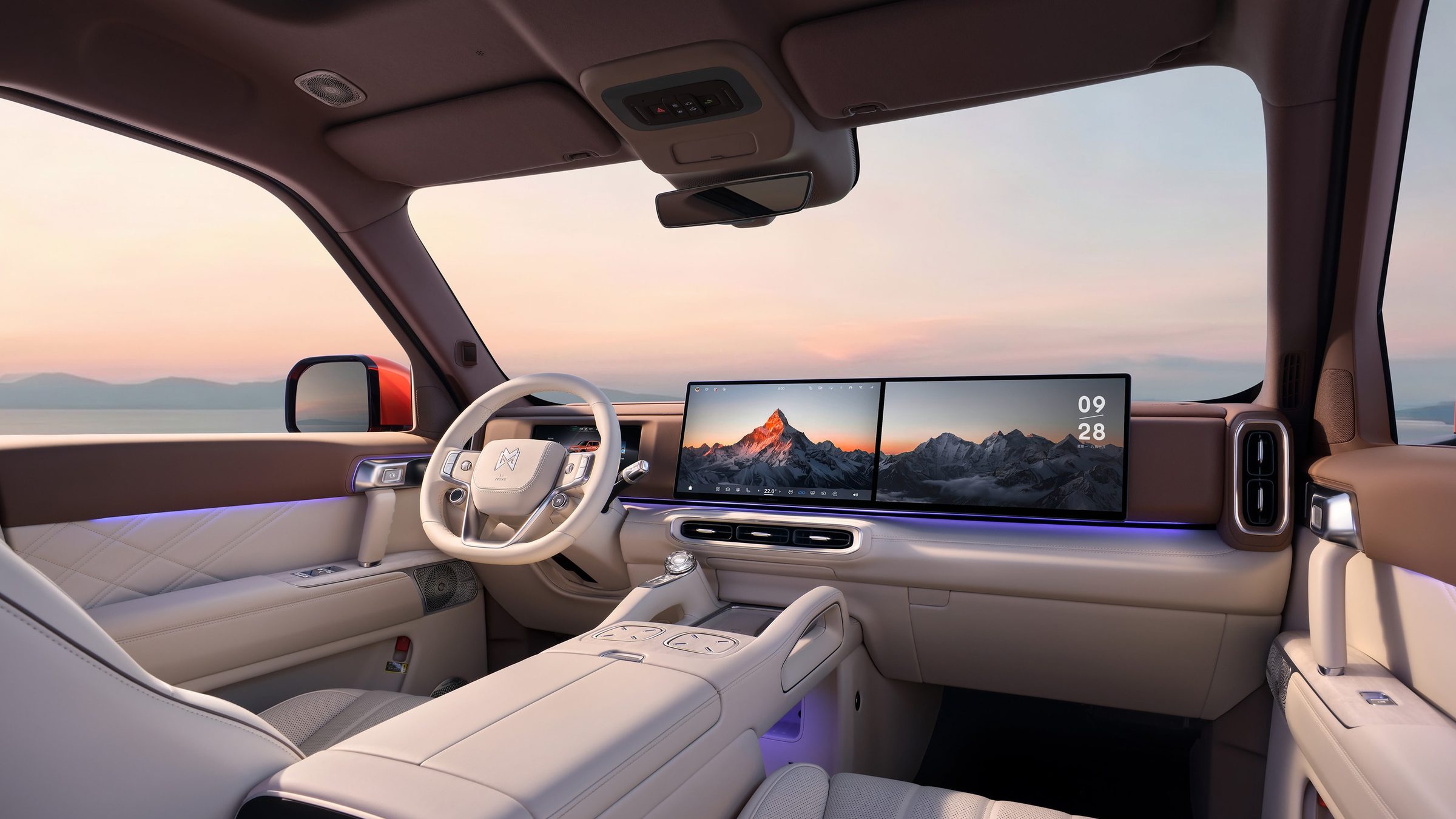 MHero X700 cabin