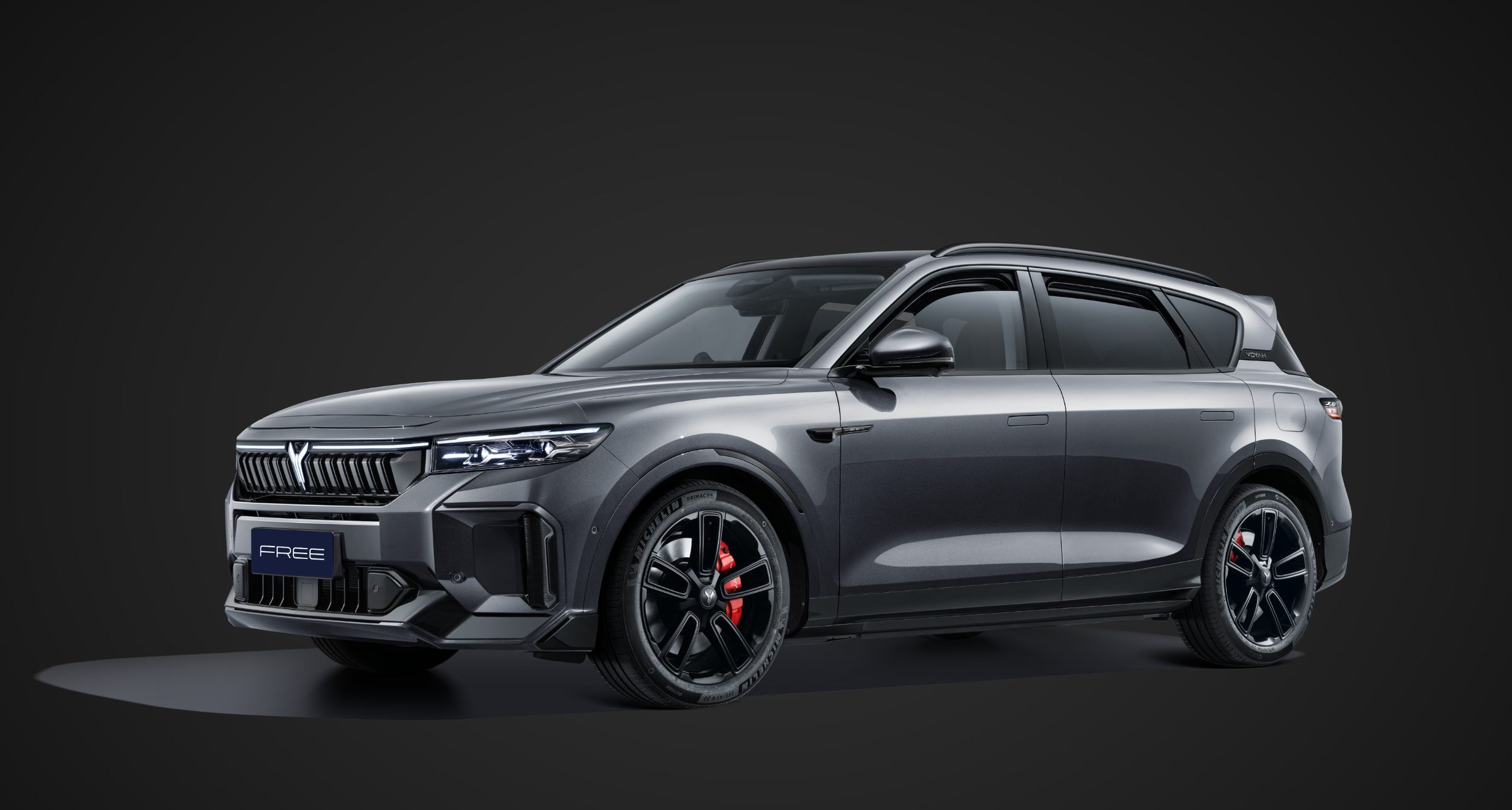 VOYAH Free in grey, front three-quarter view