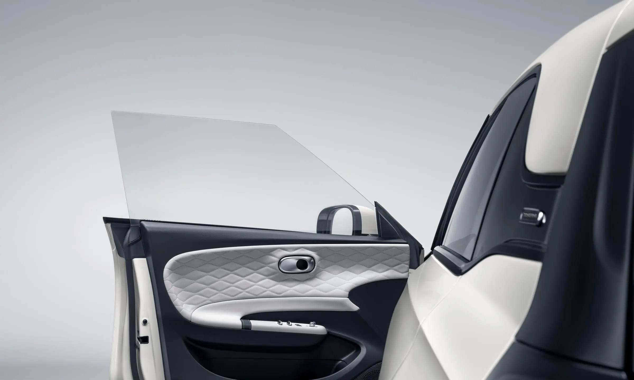 Dongfeng Box in white