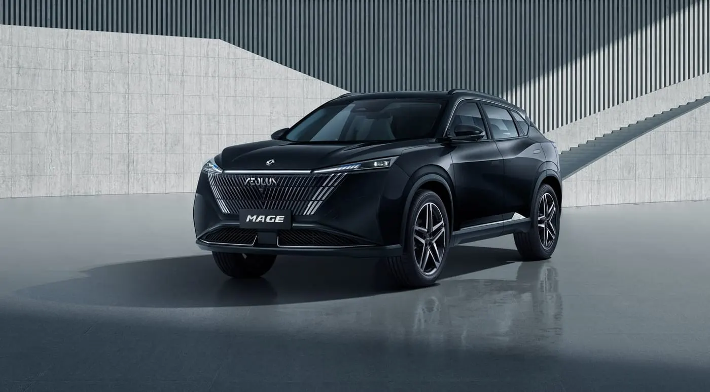 Dongfeng Mage E3 in black
