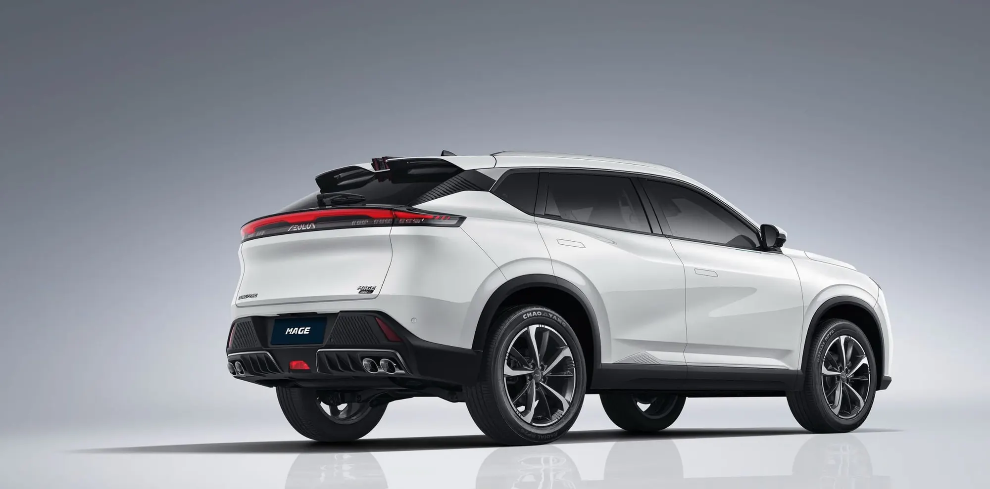 Dongfeng Mage in white
